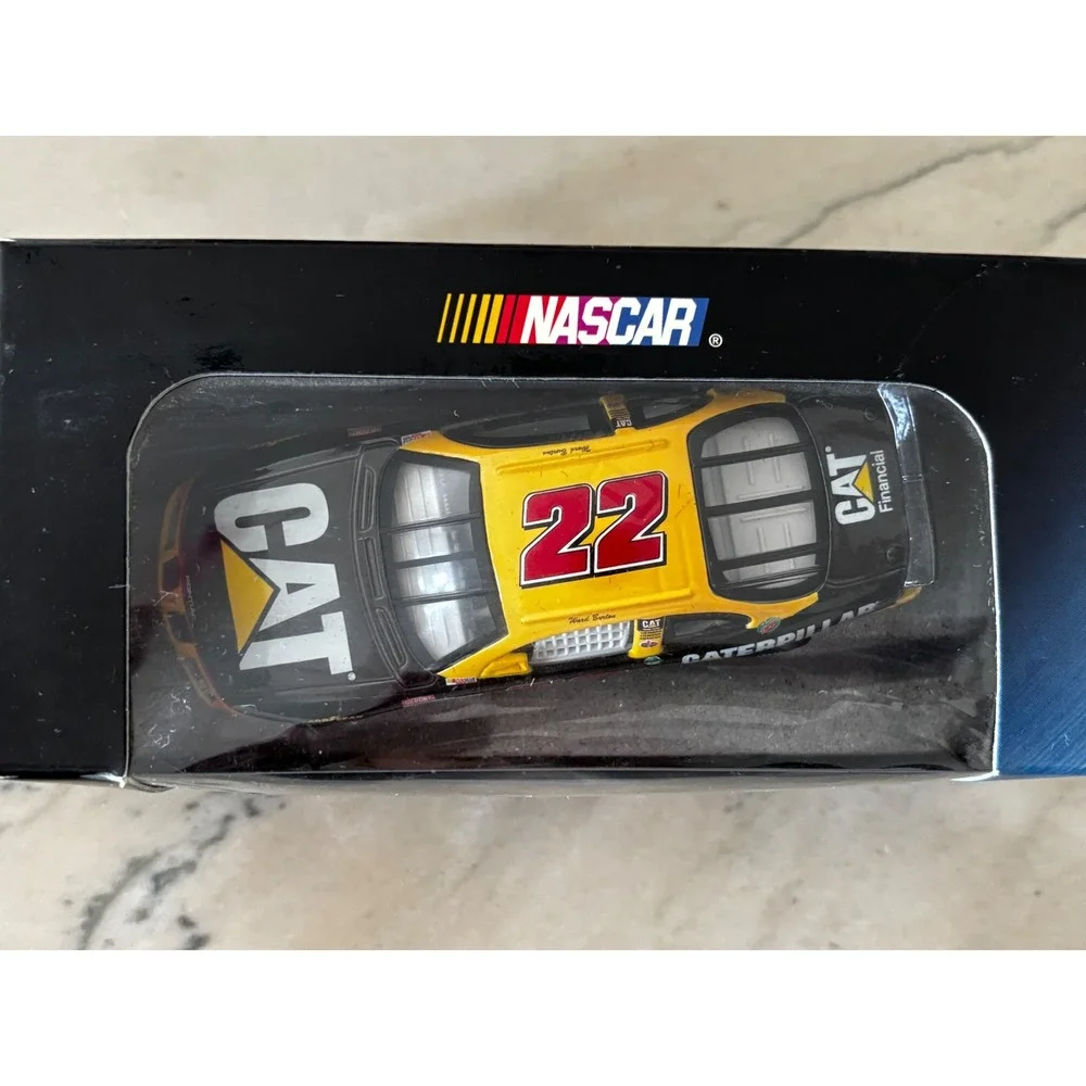New Hot Wheels Racing Ward Burton 22 Caterpillar Black Chrome Deluxe 1:43 NASCAR